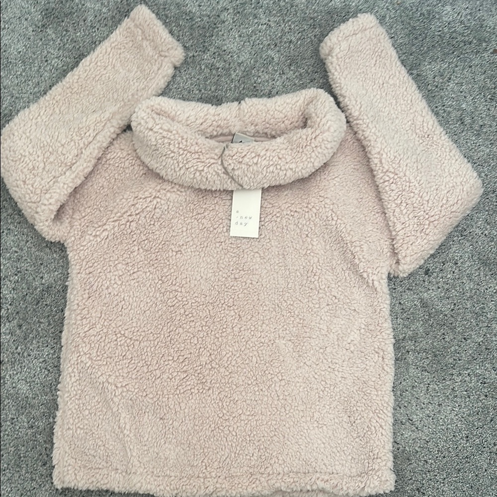Cozy Beige light pink sweater